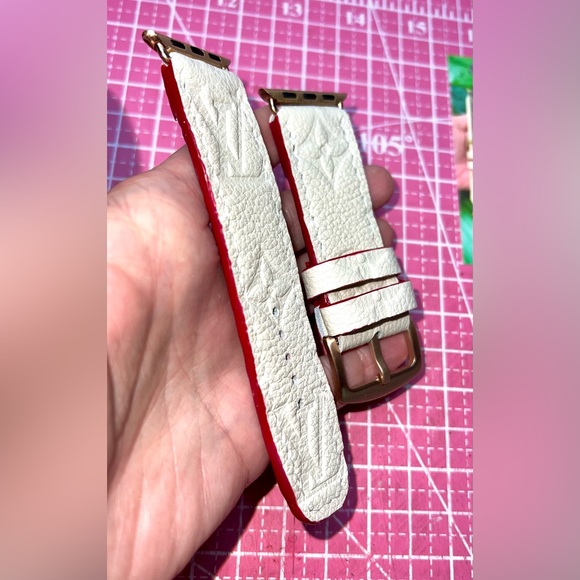 🩷 Loui V Empreinte Apple Watch band Handmade with 🩷 - Picture 9 of 15